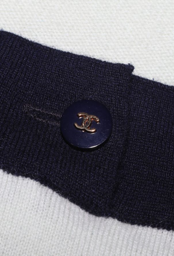 Chanel COLLECTOR F/W 1996 Cashmere Cardigan Set - 10
