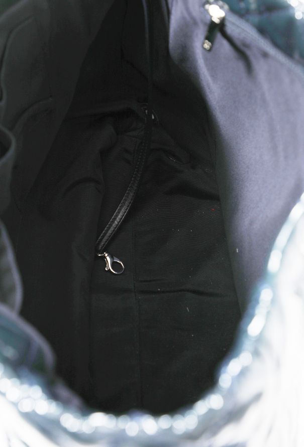 Chanel 2010 Navy Patent Large “Chic & Glitter” Tote - 12