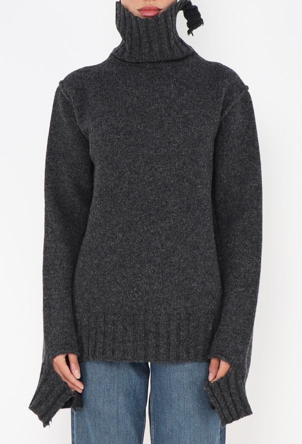 Céline Pre-Fall 2017 Distressed Sweater - 5