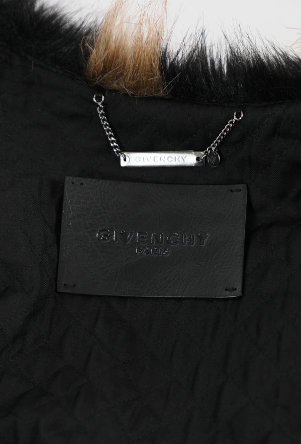 Givenchy F/W 2018 Faux Fur Coat - 8