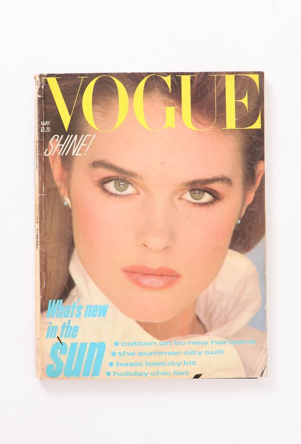 VOGUE UK 1982 Patrick Demarchelier Fashion Trio - 6 VOGUE UK 1982 Patrick Demarchelier Fashion Trio - 6
