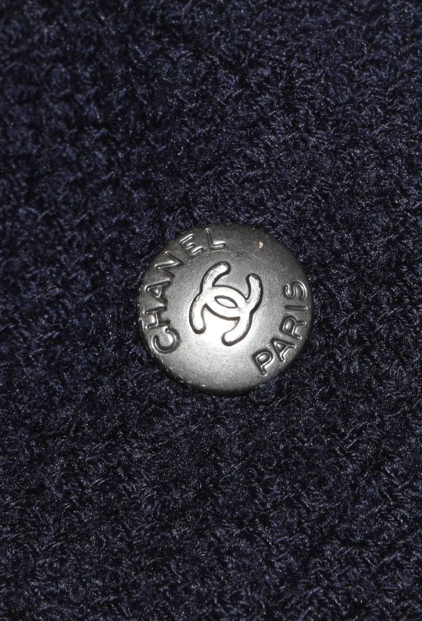 Chanel CAMPAIGN F/W 1997 Embroidered Bouclé Jacket - 9