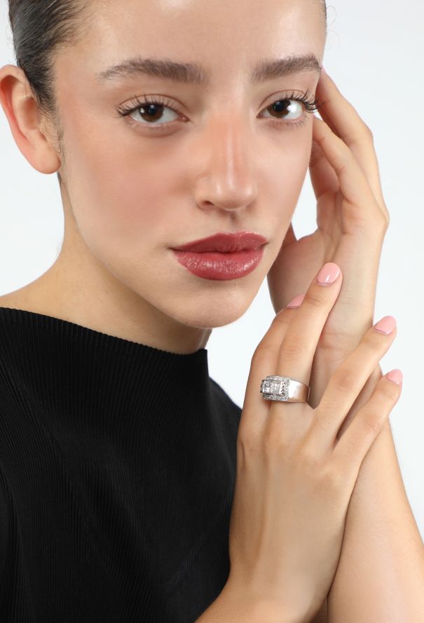 Vintage Fine Jewelry 1940s 18K White Gold Retro Diamond Ring - 2