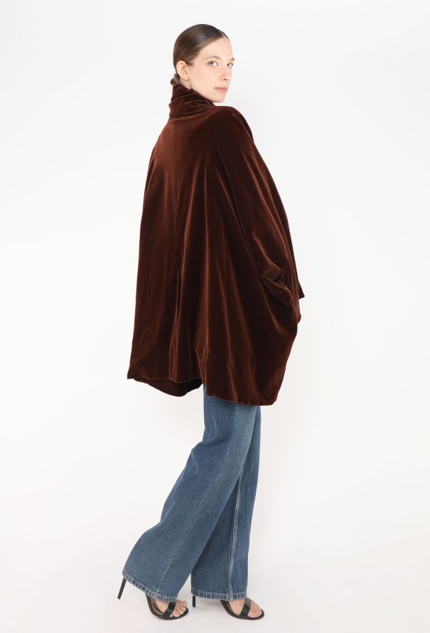 Romeo Gigli Early '90s Velvet Opera Coat - 5