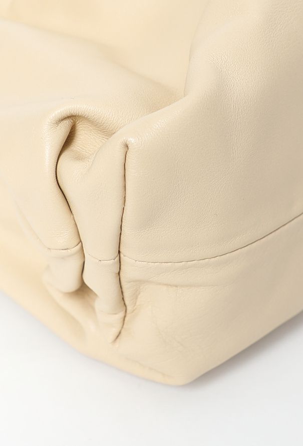 Bottega Veneta The Pouch Clutch Bag - 10