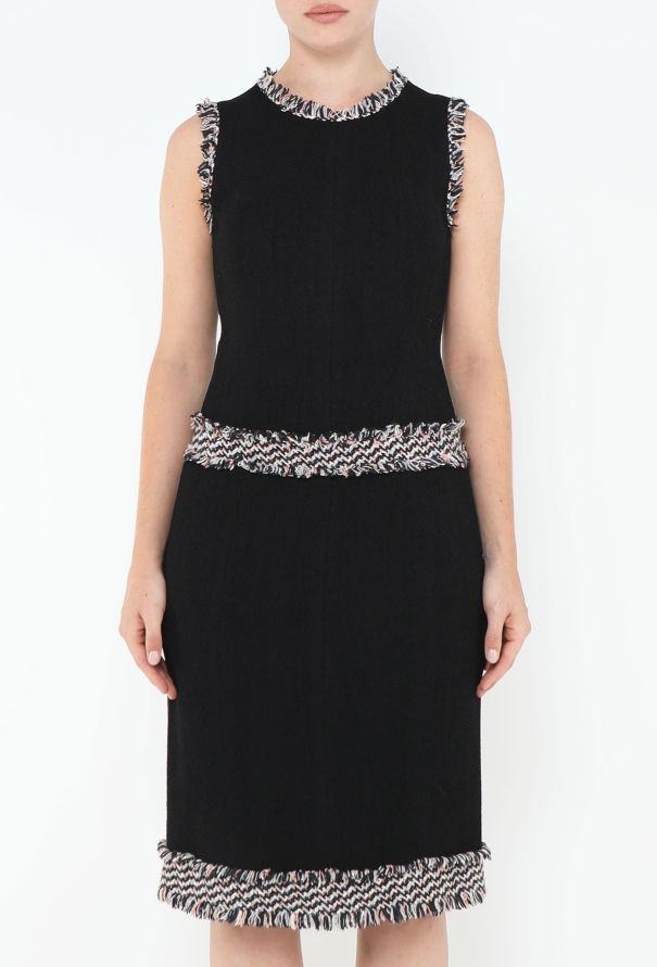 Chanel 2004 Frayed Trim Tweed Dress - 2