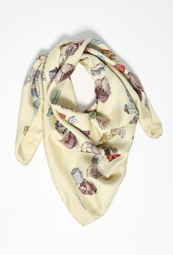 Hermès 1959 'Mineraux' 90cm Silk Carré - 1