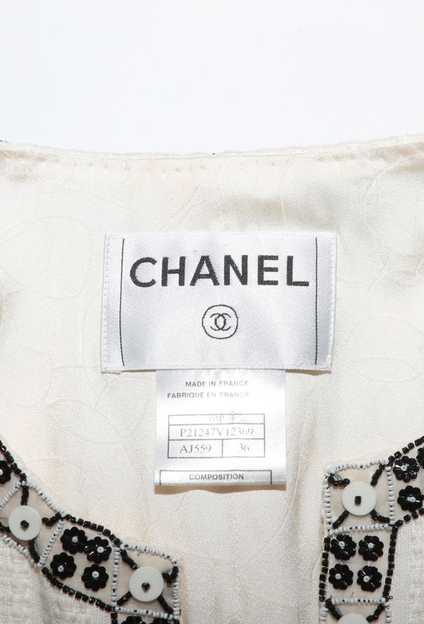 Chanel CAMPAIGN S/S 2003 Embellished Trim Tweed Jacket - 7