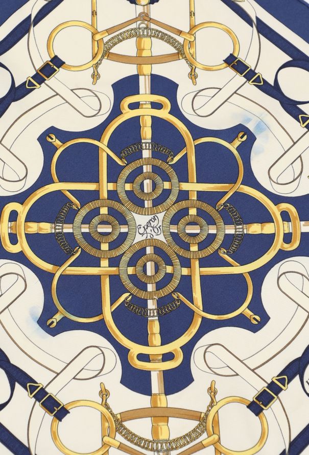 Hermès Vintage 'Éperon d'Or' 45cm Petite Carré - 7