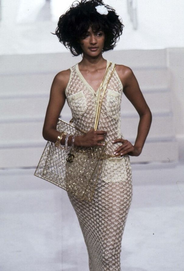 Chanel Chanel Dream Catch Round Beaded Handbag - 5