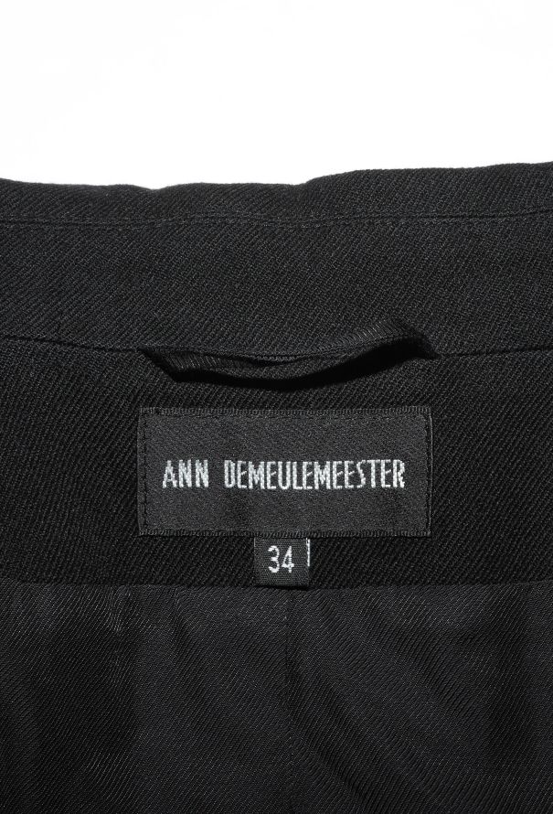 Ann Demeulemeester F/W 2018 Asymmetrical Pagoda Coat - 7