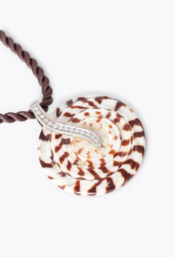 Modern Fine Jewelry Neuhaus 18k White Gold, Diamond & Shell Necklace - 3 Modern Fine Jewelry Neuhaus 18k White Gold, Diamond & Shell Necklace - 3
