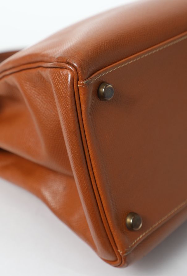 Hermès '80s Gold Courchevel Kelly Retournè 35 - 13