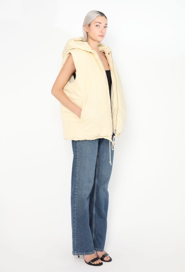 Céline Pre-Fall 2018 Puffer Short Vest - 4 Céline Pre-Fall 2018 Puffer Short Vest - 4