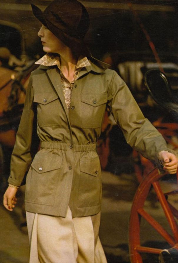 Saint Laurent COLLECTOR 1972 Safari Jacket seen on Lauren Hutton - 5 Saint Laurent COLLECTOR 1972 Safari Jacket seen on Lauren Hutton - 5
