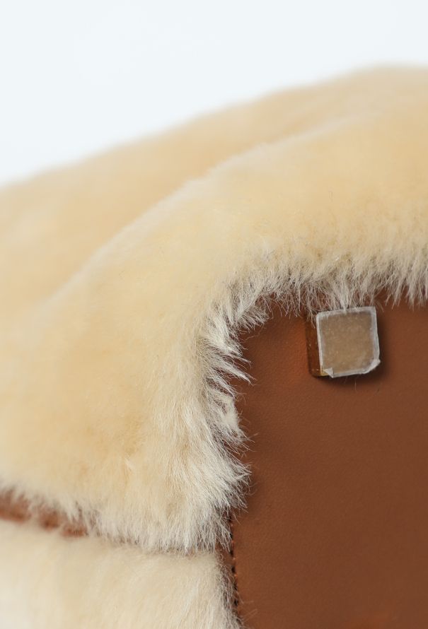 Saint Laurent Le 37 Shearling Bucket Bag - 9