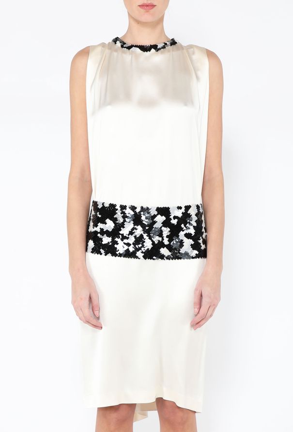 Chanel F/W 2002 Sequin Belted Silk Dress - 4