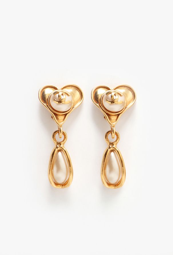 Chanel 1995 Pearl 'CC' Drop Earrings - 1