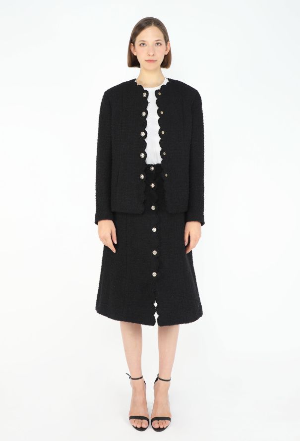 Chanel F/W 2020 Scalloped Tweed 'CC' Ensemble - 3