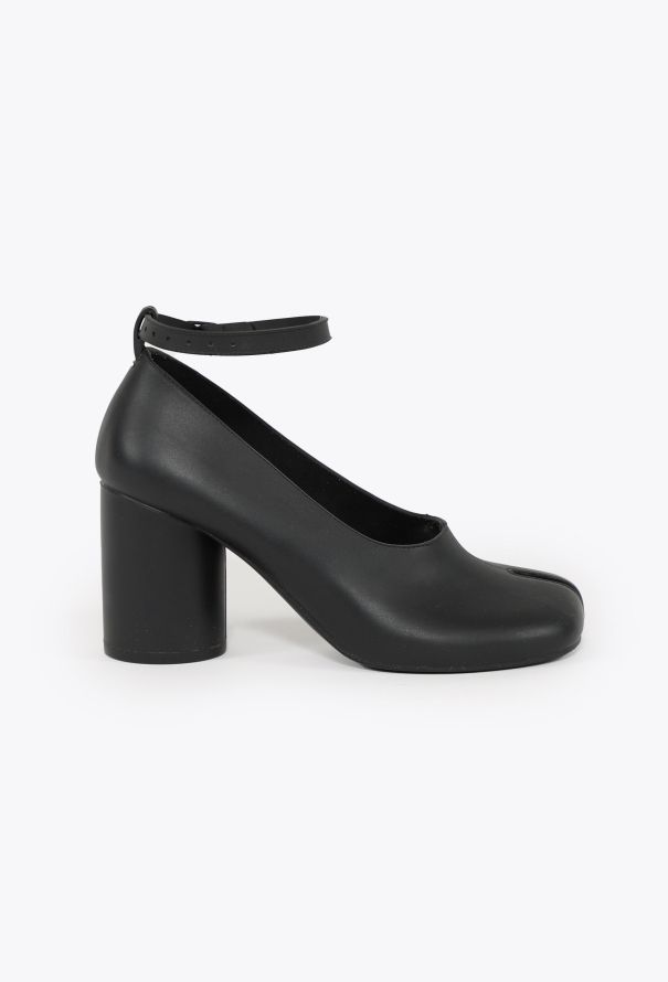 Maison Margiela 2022 Mary Jane Rubber Tabis - 1