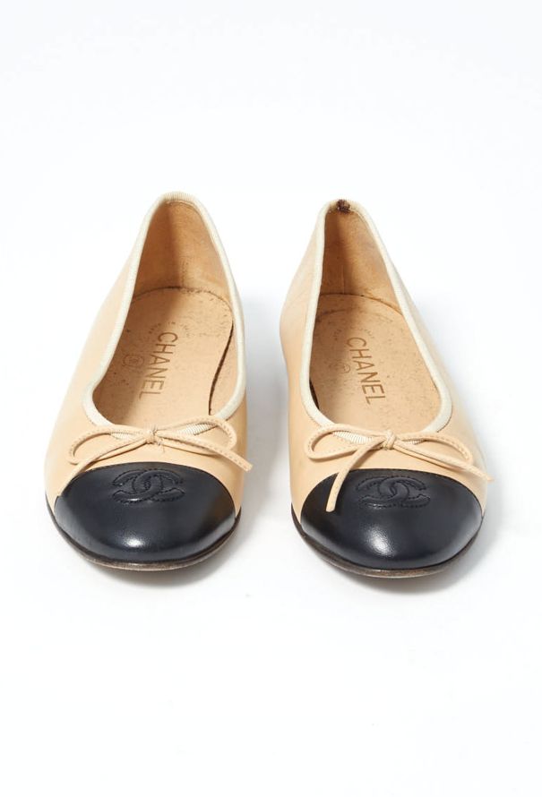 Chanel 2 shop tone flats