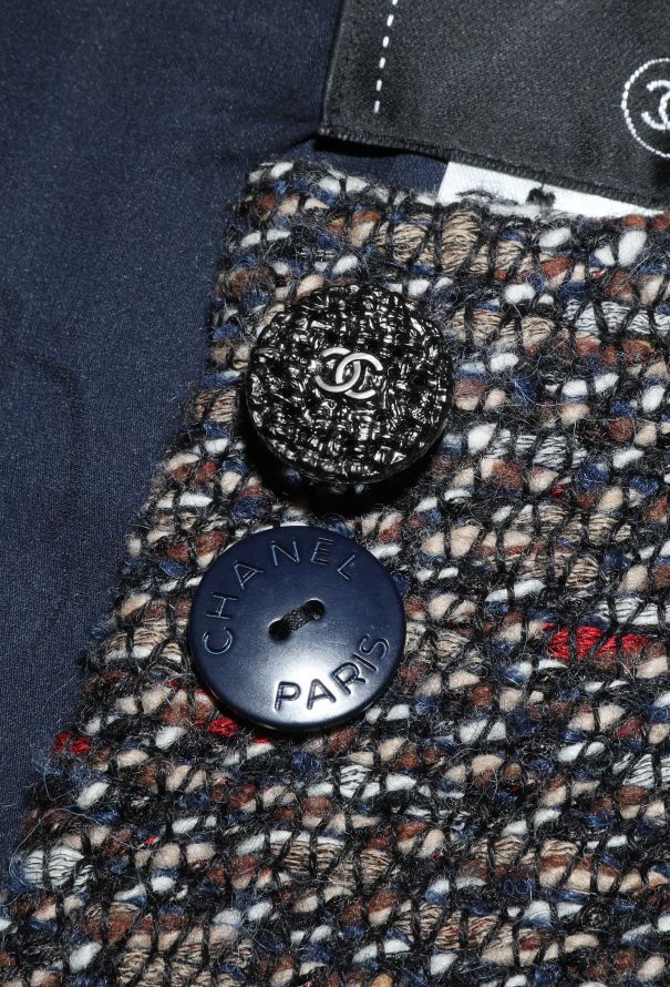 Chanel 2012 Boat Neck Tweed Jacket - 7 Chanel 2012 Boat Neck Tweed Jacket - 7