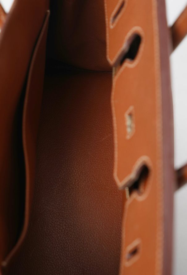 Hermès Beautifully Patinated Vintage Gold Courchevel Birkin 35 - 12