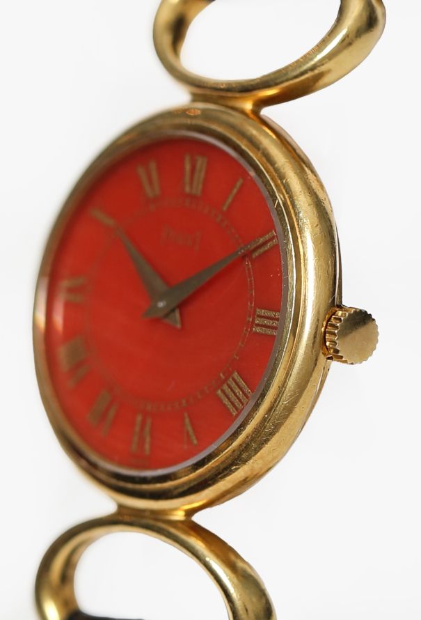 Piaget 18k Yellow Gold & Coral Anneaux Watch, 1970s - 4