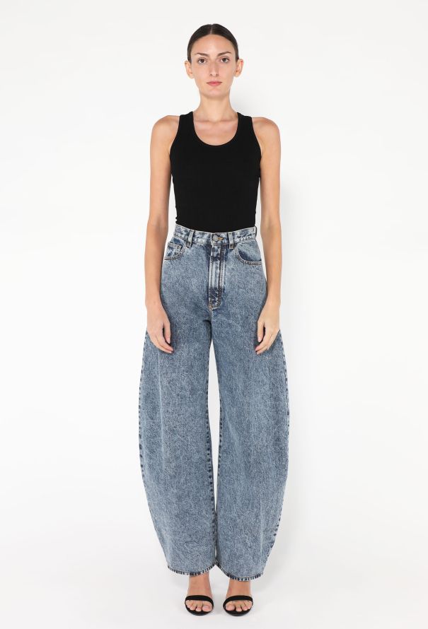 Alaïa F/W 2023 Acid Wash Barrel Jeans - 1