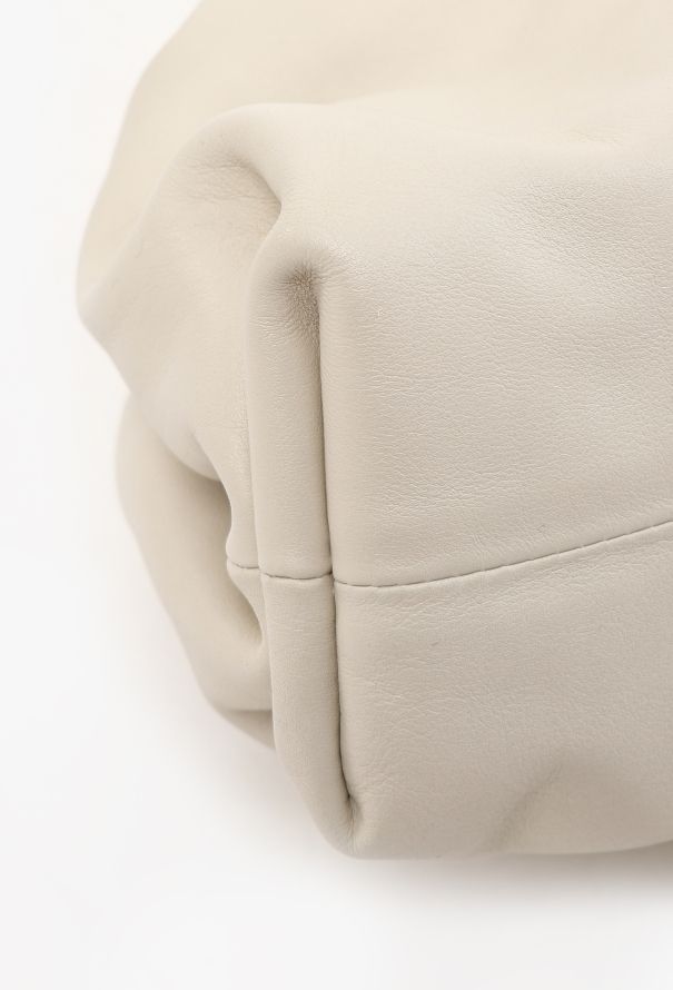 Bottega Veneta The Pouch Clutch Bag Off-white - 8