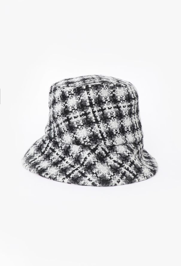 Chanel 2020 'CC' Tweed Bucket Hat - 3