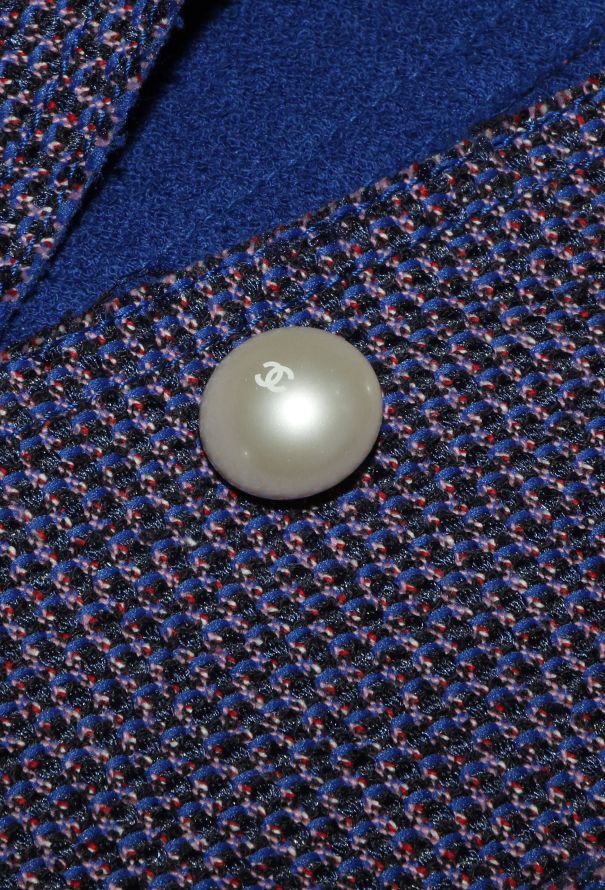 Chanel S/S 2013 Tweed Pearl Button Ensemble - 9