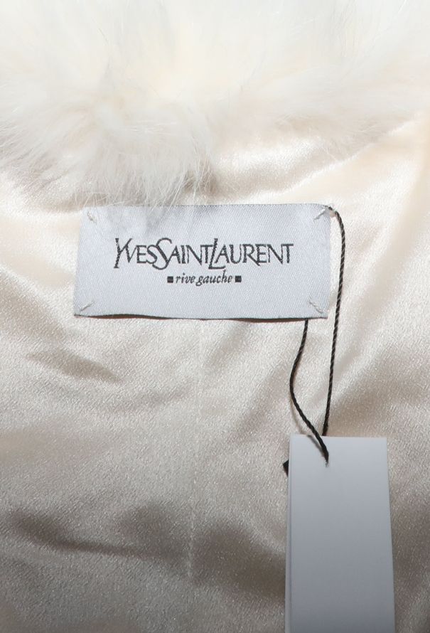 Saint Laurent Early 2000s Fox Fur Capelet - 6