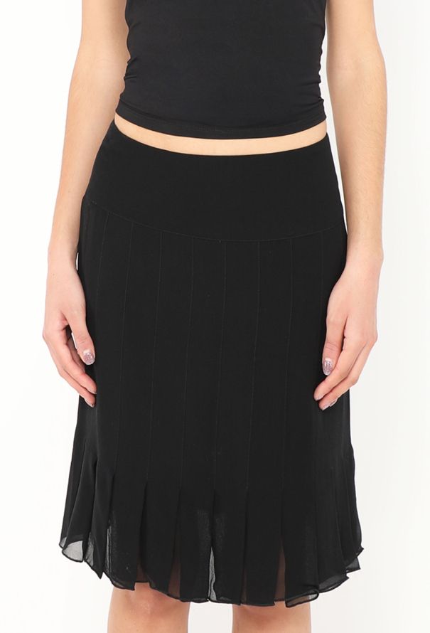Chanel F/W 2003 Fluted Chiffon Pleated Skirt - 3 Chanel F/W 2003 Fluted Chiffon Pleated Skirt - 3