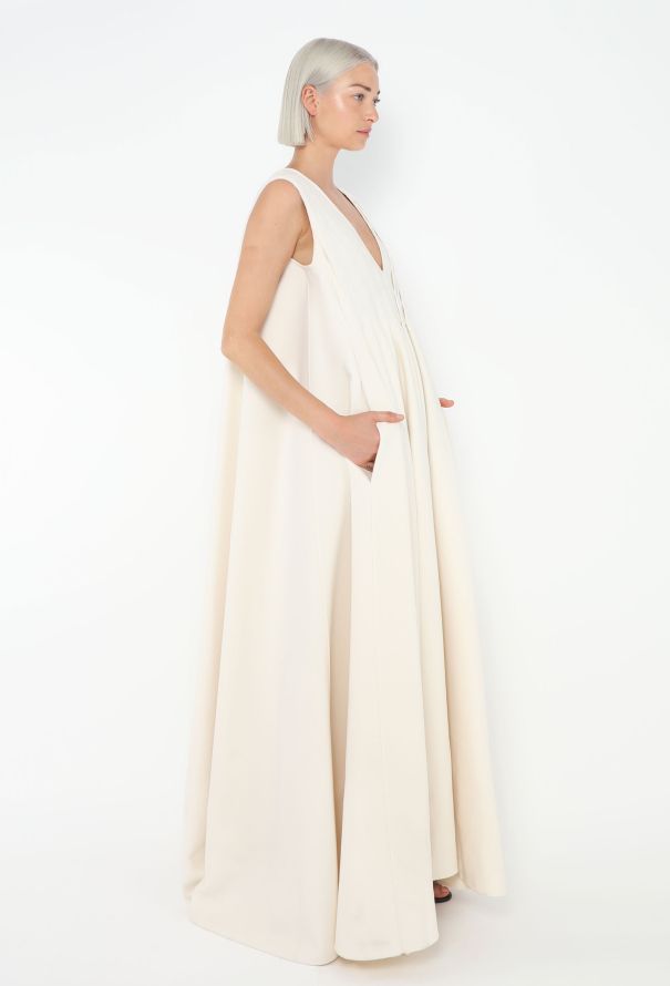 Dior Stunning F/W 2022 Pleated Bodice Gown - 3 Dior Stunning F/W 2022 Pleated Bodice Gown - 3