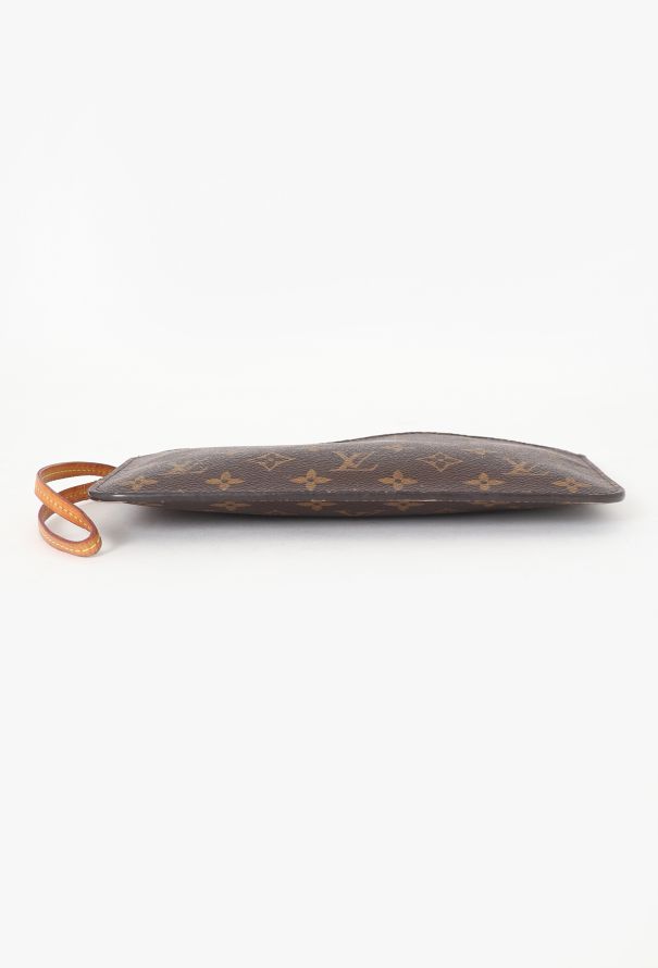 Louis Vuitton Neverfull MM Monogram Canvas Clutch - 6