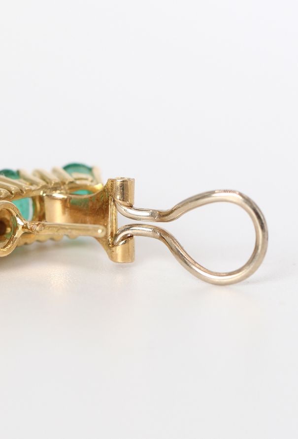 Modern Fine Jewelry 18k Gold,  Diamond & 3.20 Carats Emerald Earrings - 6 Modern Fine Jewelry 18k Gold,  Diamond & 3.20 Carats Emerald Earrings - 6