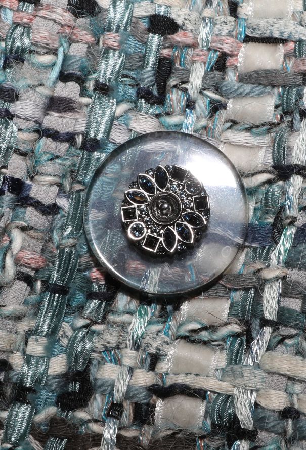 Chanel Pre-Fall 2017 Paris-Cosmopolitan Lesage Fringed Tweed Jacket - 8