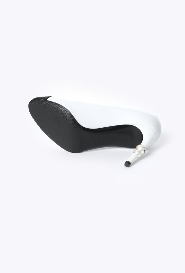Chanel Bicolor Pearl 'CC' Pumps - 5
