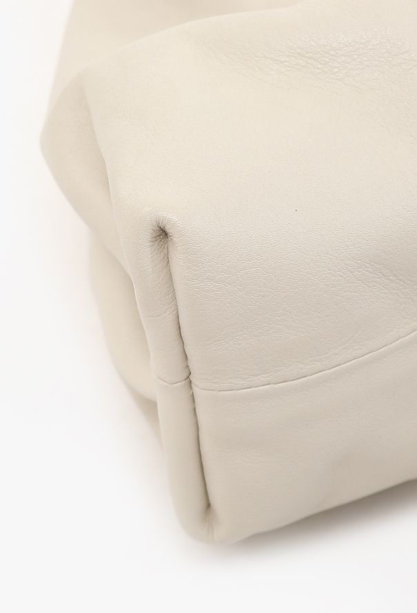 Bottega Veneta The Pouch Clutch Bag Off-white - 7