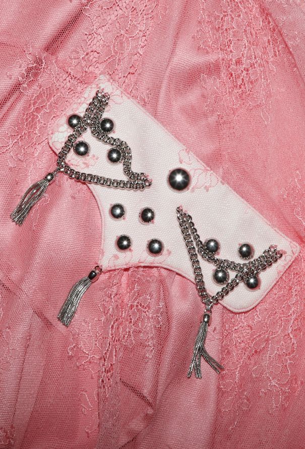 Louis Vuitton Resort 2018 Raschelle Lace Chainlink Gown - 8