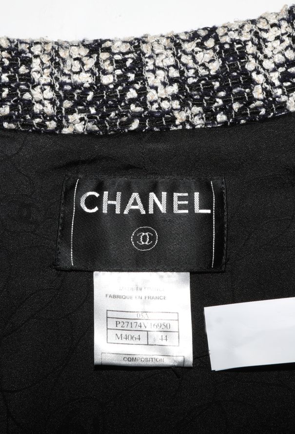 Chanel F/W 2005 Iridescent Bouclé Jacket - 6
