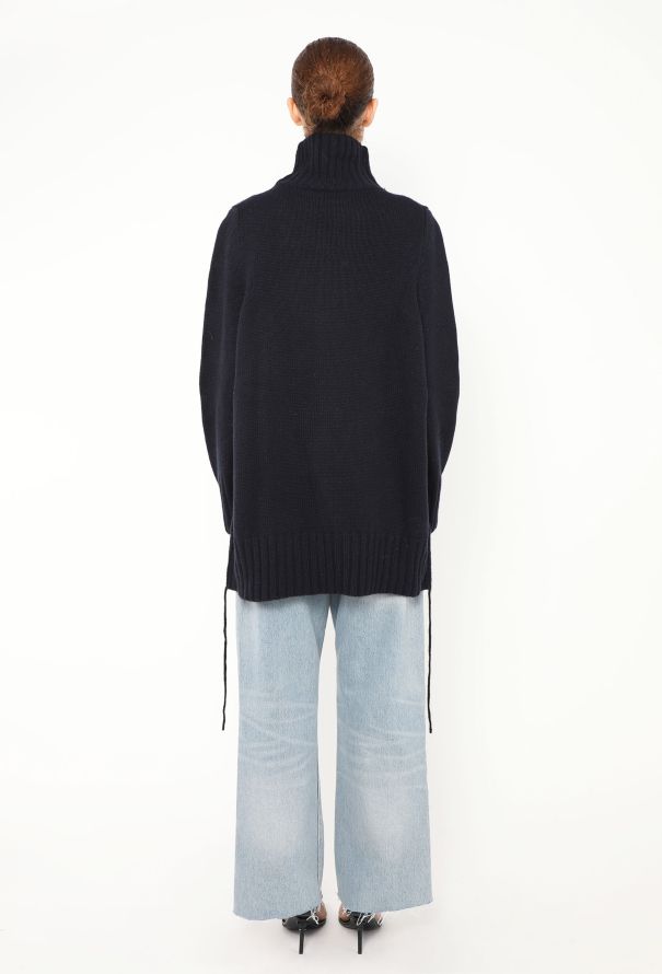 The Row 2020 Cashmere String Turtleneck - 4