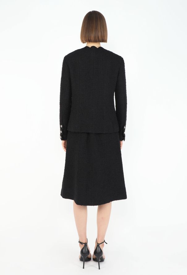 Chanel F/W 2020 Scalloped Tweed 'CC' Ensemble - 10