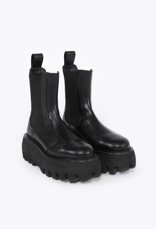 Alexander McQueen Sofa Leather Chelsea Boots, 2024 - 3