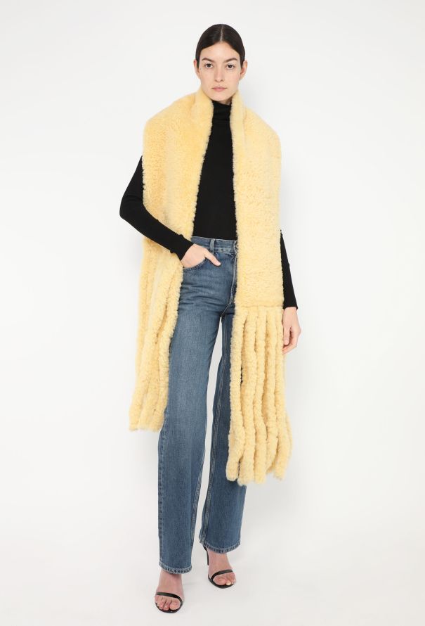 Bottega Veneta F/W 2020 Shearling Fringe Scarf - 1