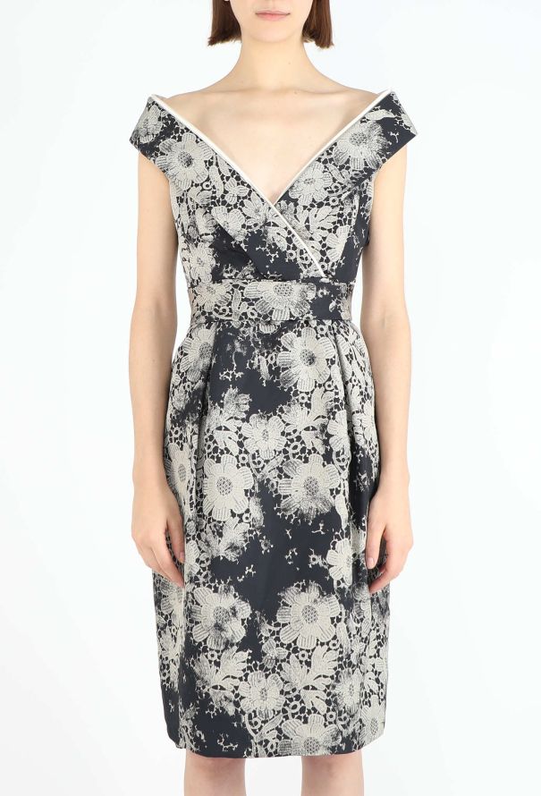 Alexander McQueen F/W 2006 'The Widows of Culloden' Silk Dress - 3