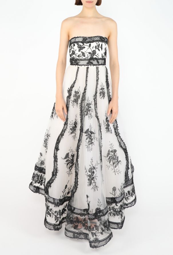 Oscar De La Renta Lace Embroidered Tulle Gown, S/S 2003 - 5