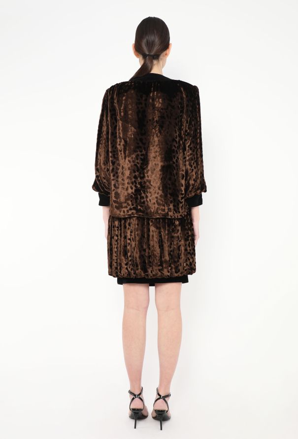 Saint Laurent F/W 1986 Embossed Velvet Ensemble - 8