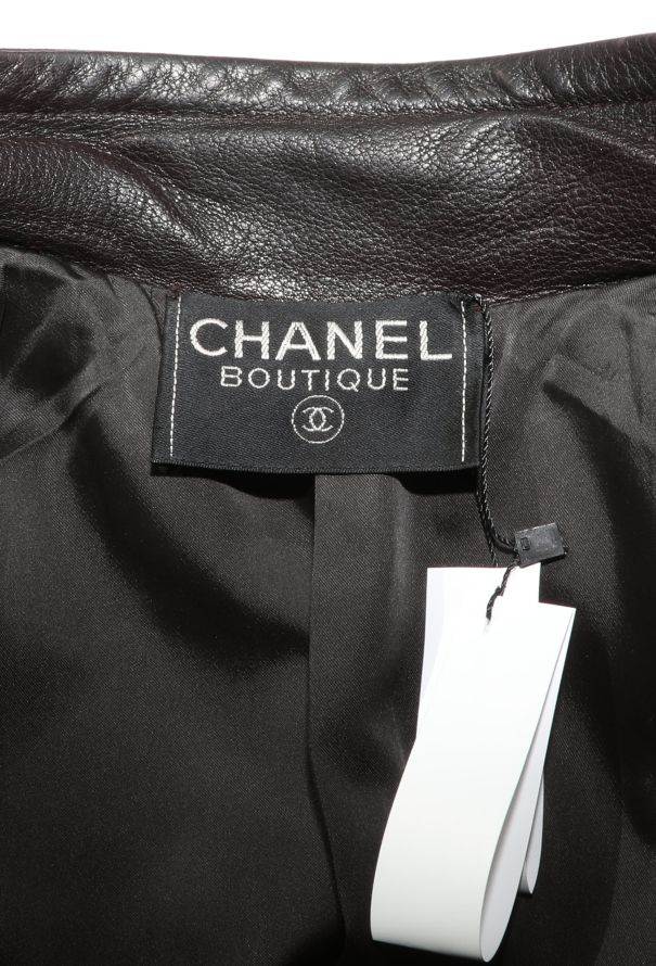 Chanel RARE F/W 1997 Notched Leather Coat - 9